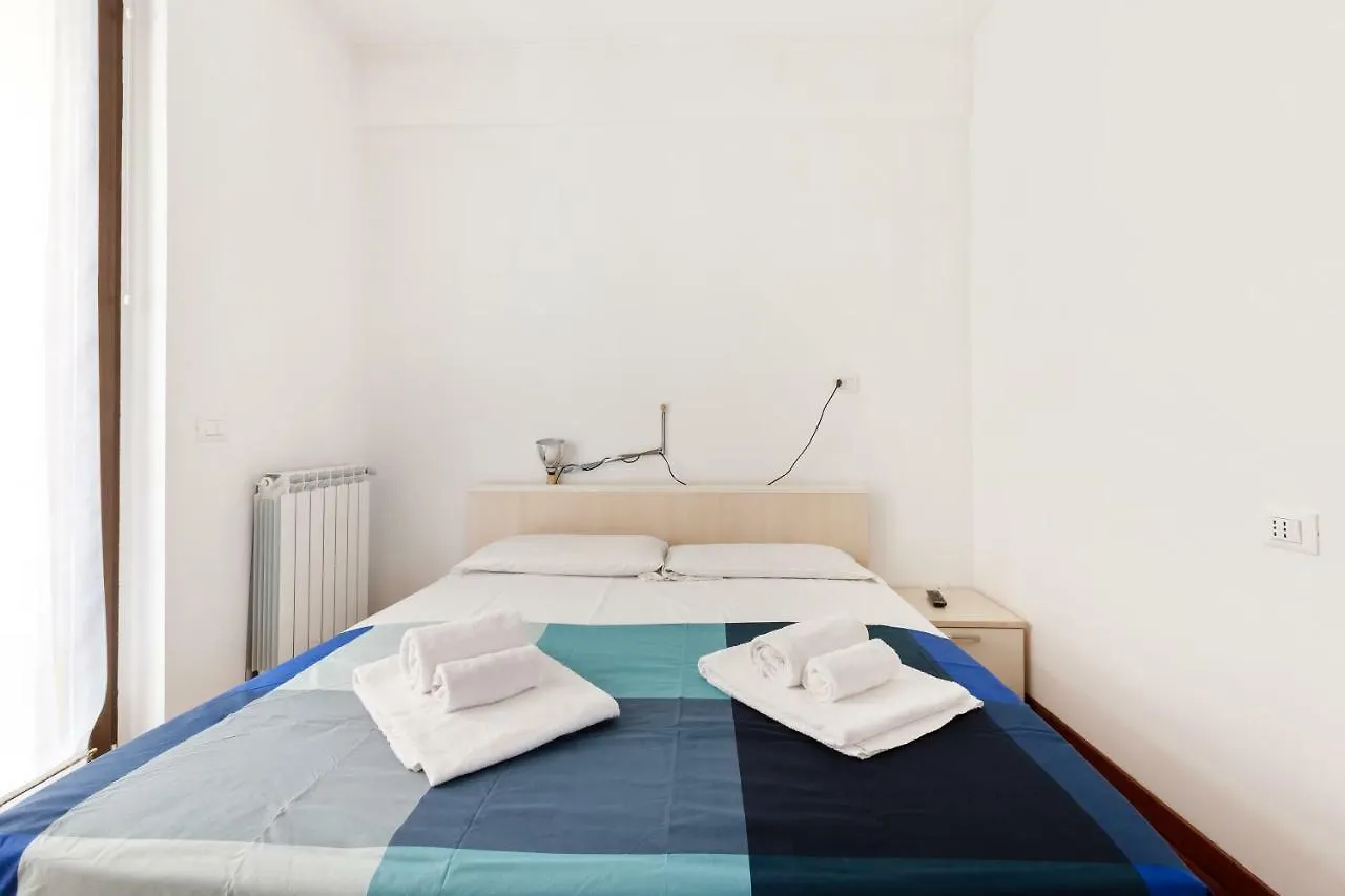 Corsica Huge Terrace Flats Apartment Milan Italy