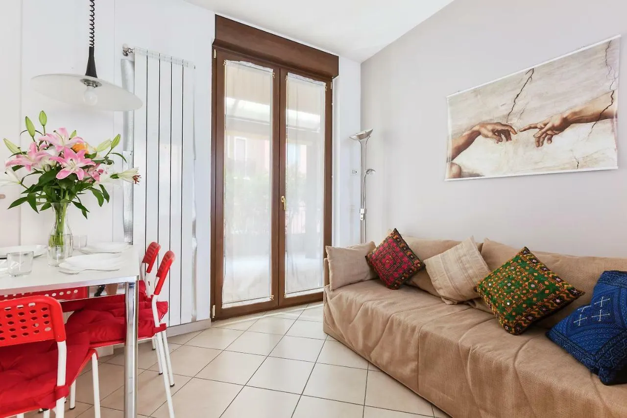 Appartamento Corsica Huge Terrace Flats Milano 0*,  Italia
